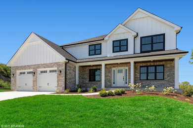 Country exterior home photo in Chicago
