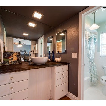 2107 Coral Point