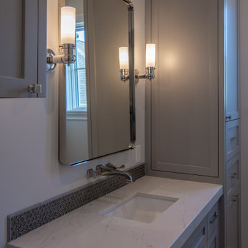 Modern Traditional-inspired Minimalist Classic