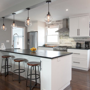 Reclaimed Weathered Wood White