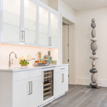 Hardwood Floor/Staircase