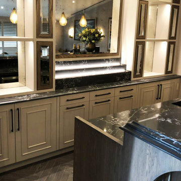 LUXURY PRIVATE MEMBERS’ CLUB BAR AND LOUNGE