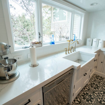 Grand Valley Modern Farmhouse Kitchen Remodel