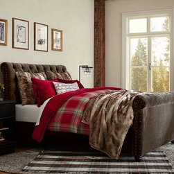CHESTERFIELD BED WITH FOOTBOARD - Sleigh Beds