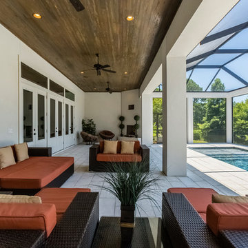Beautiful Golf Course/Lakefront home in Regatta Bay Golf and Yacht Club