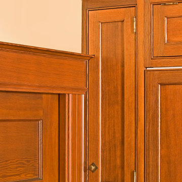 Notched cabinet