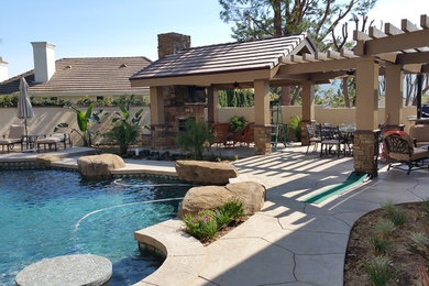 Home design - mediterranean home design idea in Los Angeles