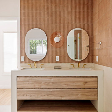 mid-century meets transitional home in Glendale, CA