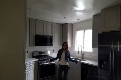 Kitchen photo in Los Angeles