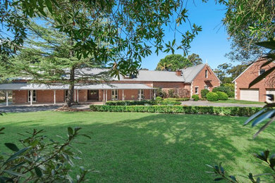 Country exterior in Sydney.