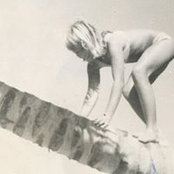 Julie Downer's photo