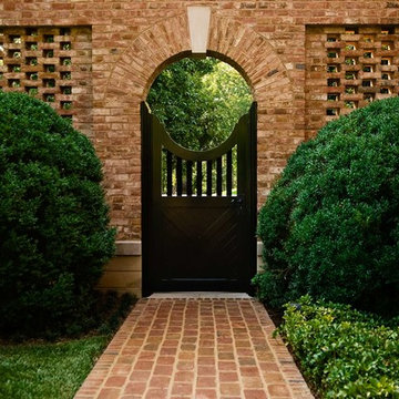 Colonial Revival