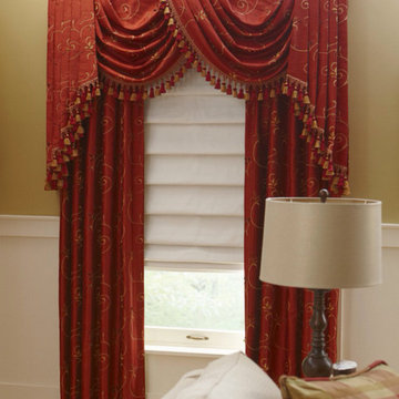 Howard's Reupholstery