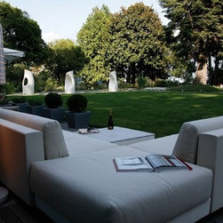Miss Jane Outdoor Floor Lamp by Serralunga - Outdoor Floor Lamps