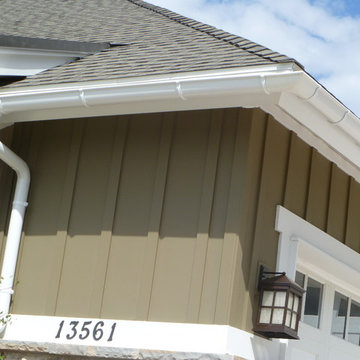 White Half Round Aluminum Rain Gutters
