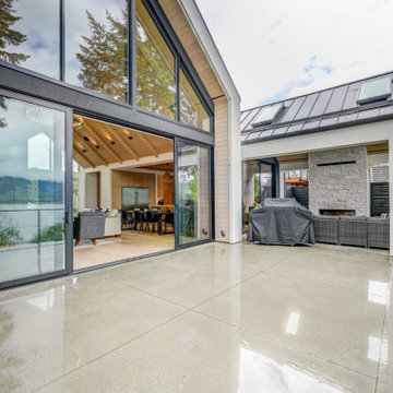 Cowichan Lakehouse