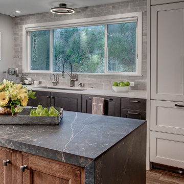 Nip Tuck Remodeling Showroom