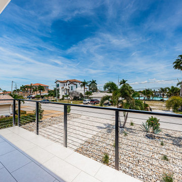 Contemporary Waterfront Balcony & Stair Cable System
