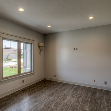 Newport w/ loft area & deck off master