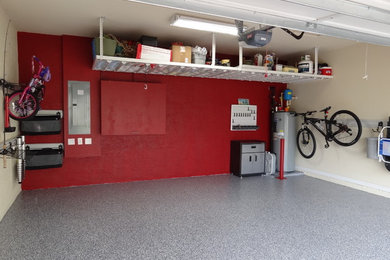Minimalist garage photo in Miami