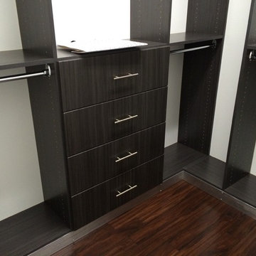 Modern Gray / Aluminum