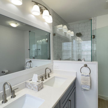 Spacious Bathroom with Dual Vanity and Freestanding Tub