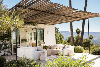 Inspiration for a patio remodel in Orange County