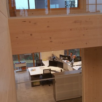 NUR HOLZ Massivholzhaus Bürogebäude