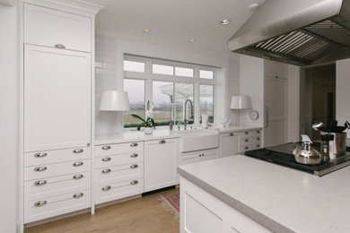 Kitchen - kitchen idea in Portland