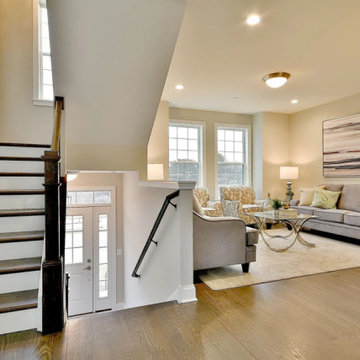 Beautiful Row-homes Ideally located in Downtown Mount Prospect