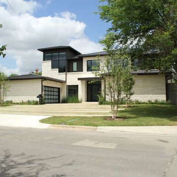 Contemporary House in Dallas, TX