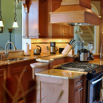 TRADITIONAL KITCHENS