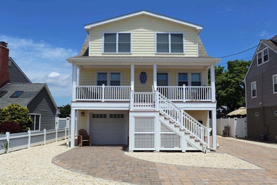 Exterior home idea in Other