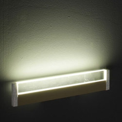 Frame Wall Lamp by Itama - Wall Sconces