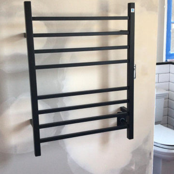 Wall-Mounted Racks for Better Storage in the Bathroom