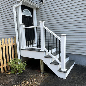 Side-Entry Stair and Railing Rebuild - Reading, MA