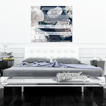 Oliver Gal 'Romantica Night' Canvas Art