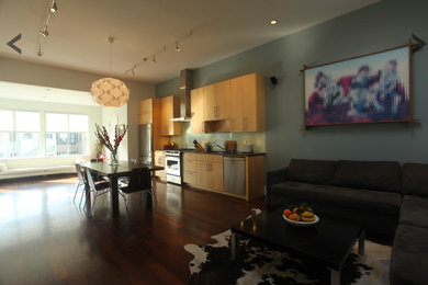 Living room - contemporary living room idea in San Francisco