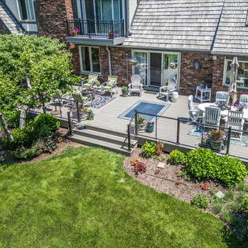 Deer Park Composite Deck with TimberTech® Reserve Driftwood & Westbury Bella Cav
