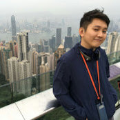 Yiqiang Tans foto