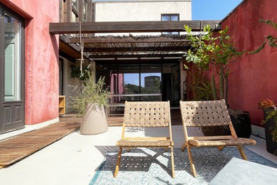 Inspiration for a contemporary patio remodel in Catania-Palermo
