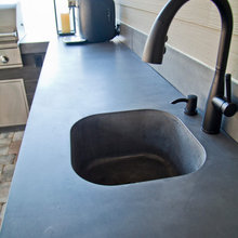 Outdoor Kitchen