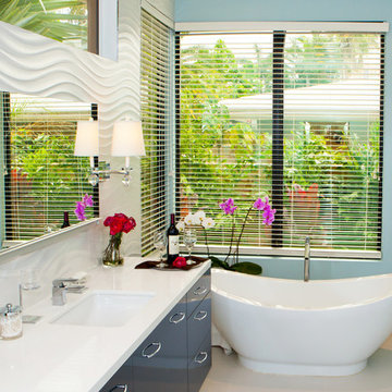 Contemporary Bathroom Remodel (Miami, FL)