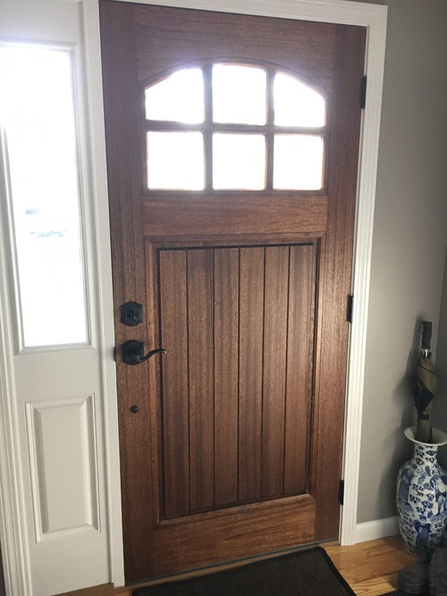 Wood entry door and humidity