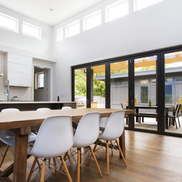 Modern Courtyard Home