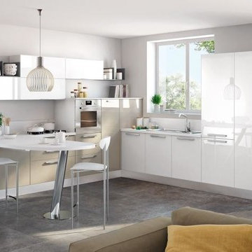Modern Italian Custom Made Kitchens by LUBE