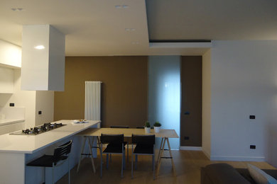 Ispirazione per una cucina design