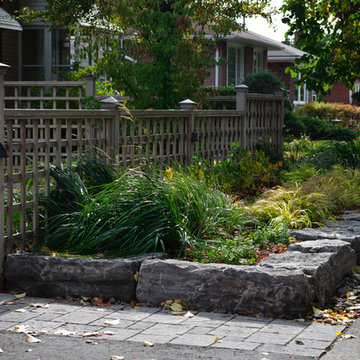 Goal: Unobtrusive Front Yard Fence Enclosure