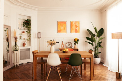 Trendy dining room photo in Paris