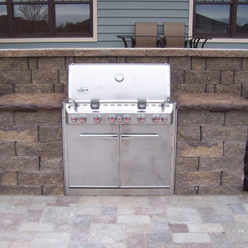 Outdoor Kitchen/Grill Island